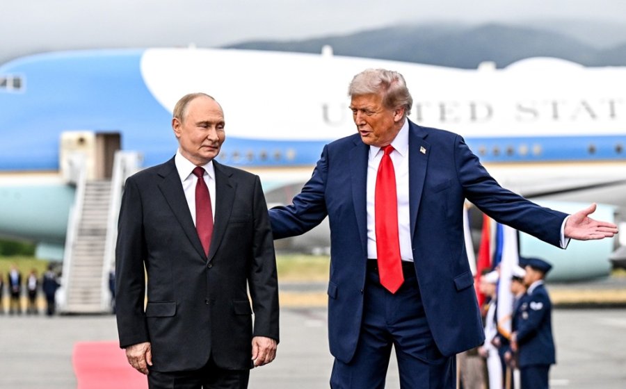 Trumpova poruka Zelenskom kapitulacija je starog svjetskog poretka. Odsad vlada zakon jačega