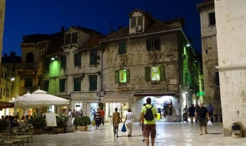 Slobodna Dalmacija, kultne splitske konobe i galopirajući turizam