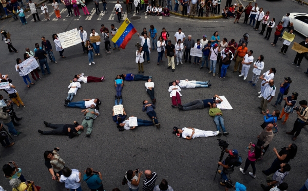 Pupovčeve Novosti kažu da u Venezueli nema krize, zapadni mediji lažu jer im smeta bolivarski uspjeh
