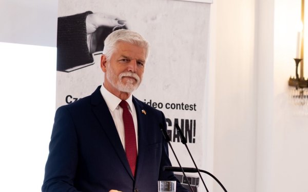 Predsjednik Češke potpisao zakon koji kriminalizira širenje komunističke propagande