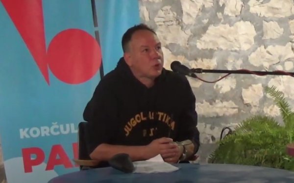 Jurica Pavičić kao Superhik - u borbi za sistem i korporativne moćnike